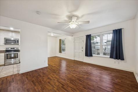 3131 Southwest Freeway C33 Houston TX 77098