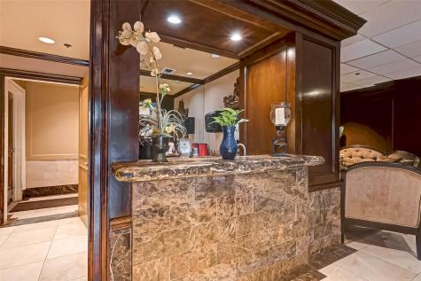 3525 Sage Road 1703 Houston TX 77056
