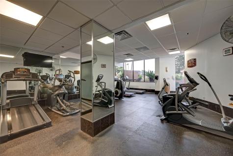 3525 Sage Road 1703 Houston TX 77056