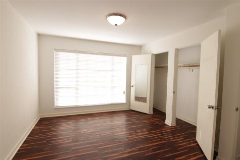 2101 Fountain View Drive 35 Houston TX 77057