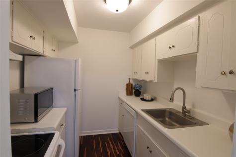 2101 Fountain View Drive 35 Houston TX 77057