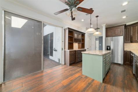 7655 S Braeswood Boulevard 2 Houston TX 77071