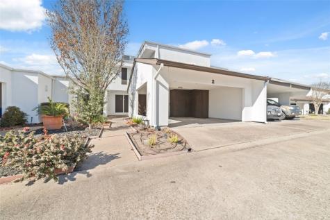 7655 S Braeswood Boulevard 2 Houston TX 77071
