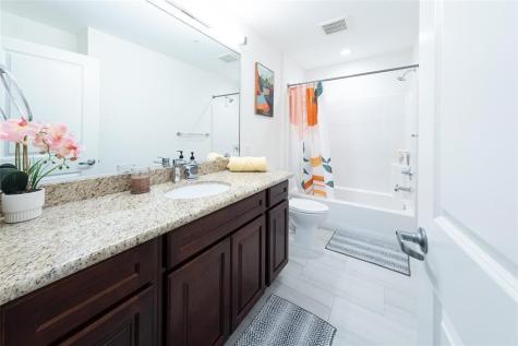 1207 Grand West Boulevard 1b Katy TX 77449
