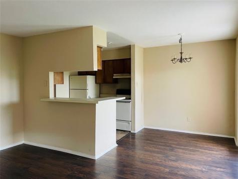 13480 S Thorntree Drive 1206 Houston TX 77015