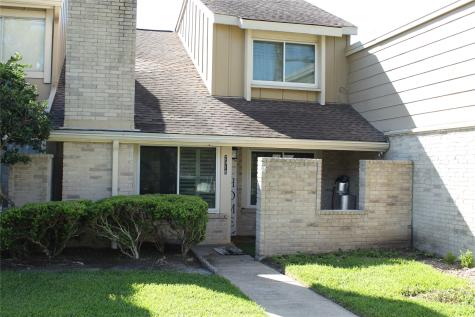 2316 Woodland Park Drive 15 Houston TX 77077