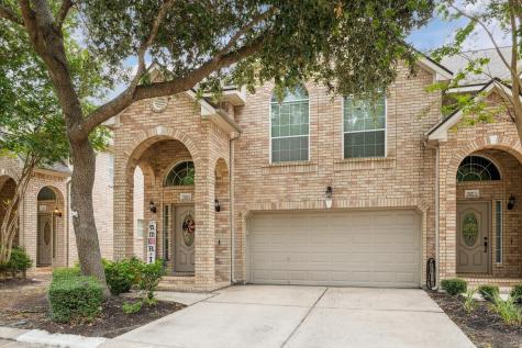 7523 S Linpar Court Houston TX 77040