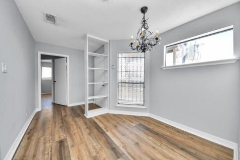 6601 Sands Point Drive 30 Houston TX 77074