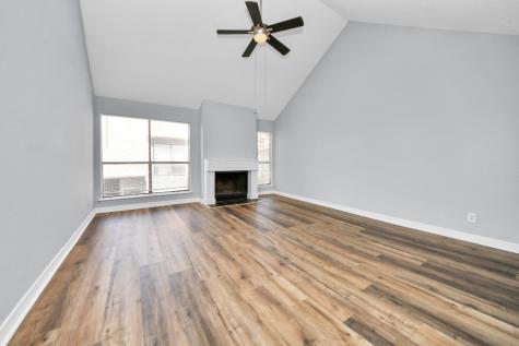6601 Sands Point Drive 30 Houston TX 77074