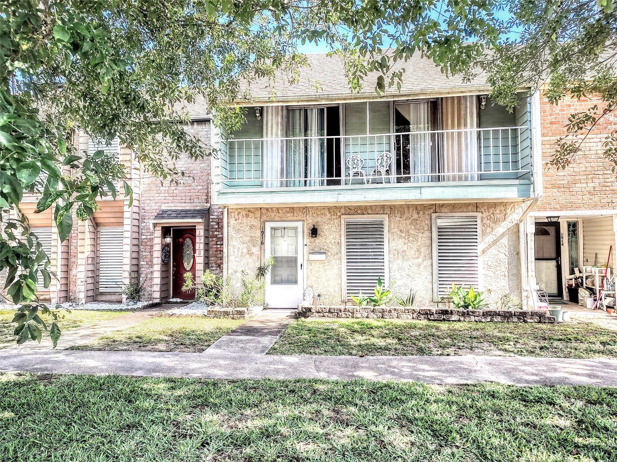 1916 Back Bay Drive Galveston TX 77551