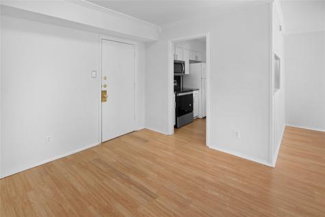 4631 Wild Indigo Street 574 Houston TX 77027