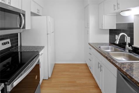4631 Wild Indigo Street 574 Houston TX 77027