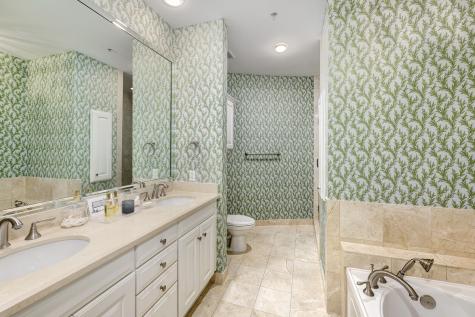 2211 Briarglen Drive 305 Houston TX 77027