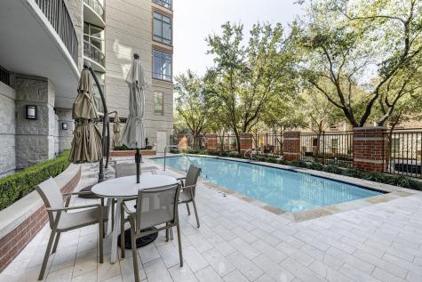 2211 Briarglen Drive 305 Houston TX 77027