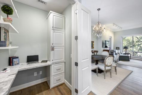 2211 Briarglen Drive 305 Houston TX 77027