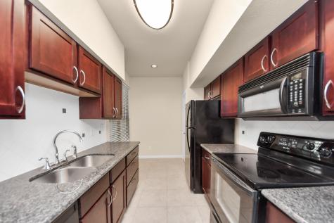 2700 Revere Street 109 Houston TX 77098