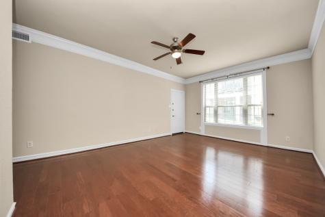 2700 Revere Street 109 Houston TX 77098