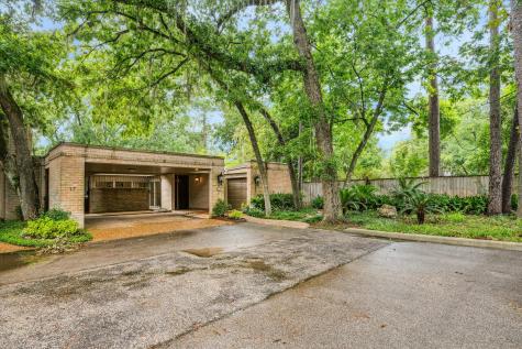 17 Woodstone Street Houston TX 77024