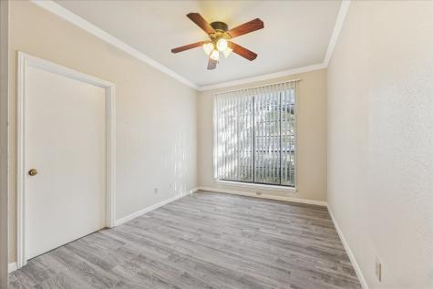 8055 Cambridge Street 37 Houston TX 77054