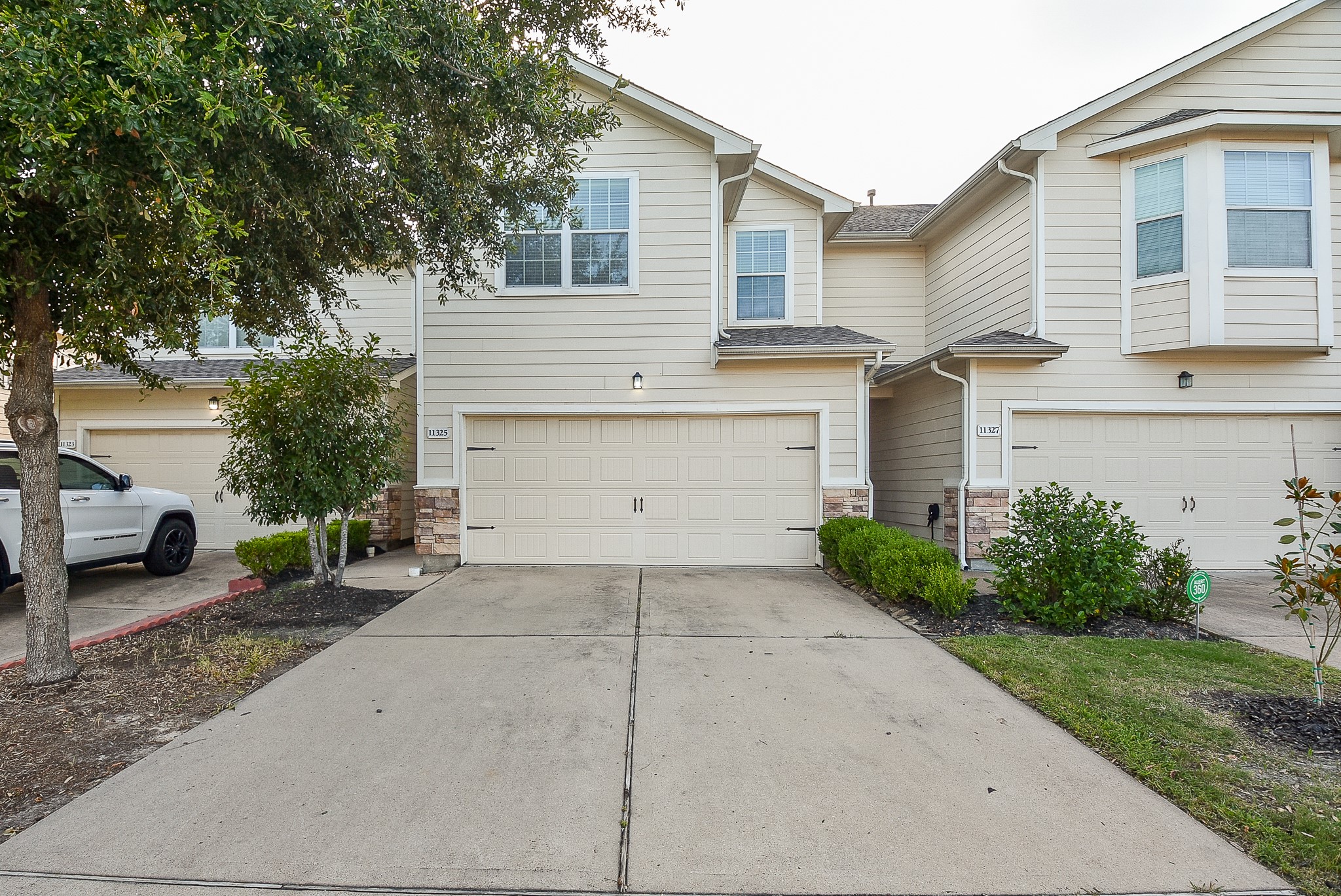 11325 Elegant Way Houston TX 77066