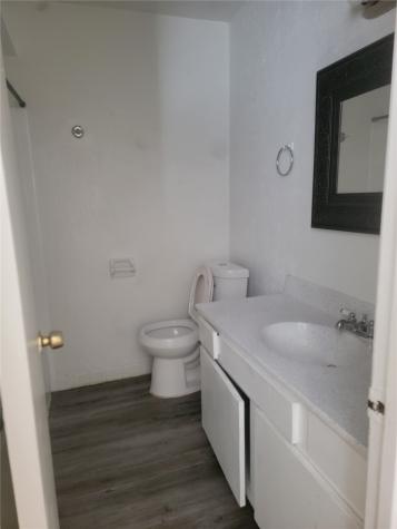 6305 Westward Street 126 Houston TX 77081