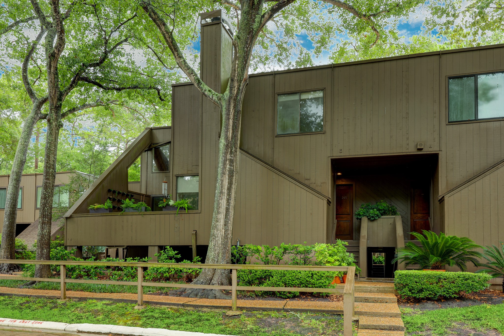 245 Litchfield Lane Houston TX 77024
