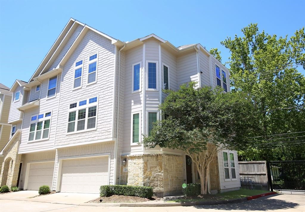 3319 Home Point Drive Houston TX 77091