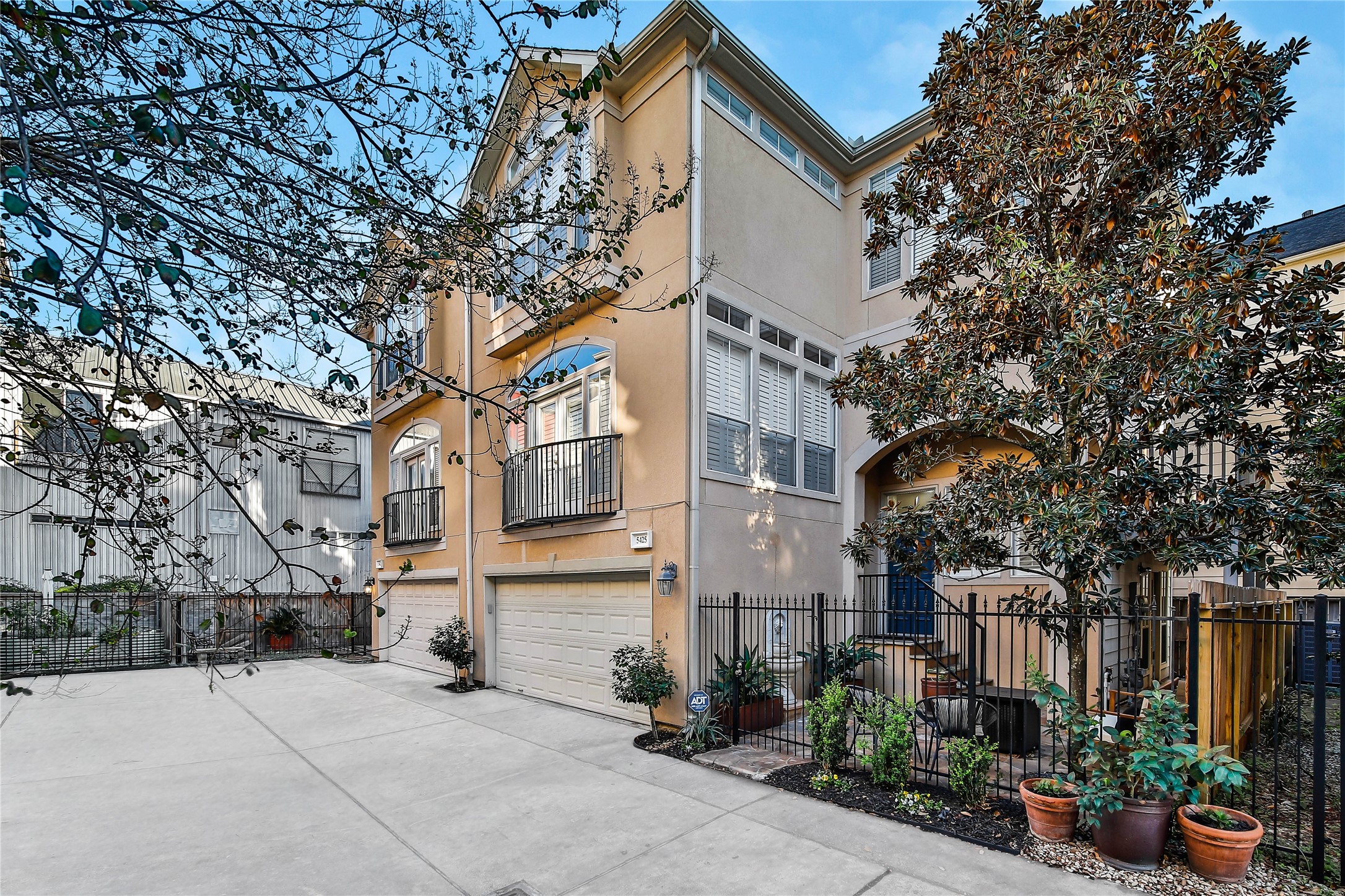 5425 Lillian Street Houston TX 77007