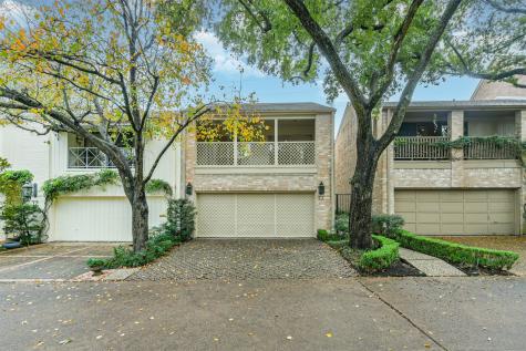 10 S Briar Hollow Lane 73 Houston TX 77027