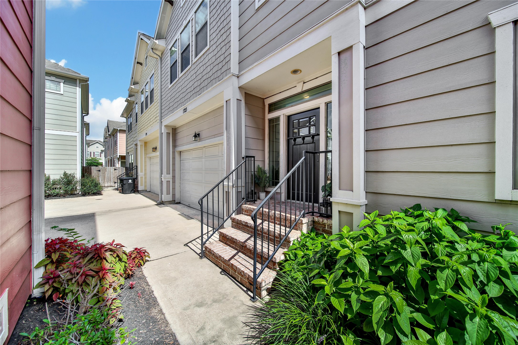 1723 W 24th Street Houston TX 77008
