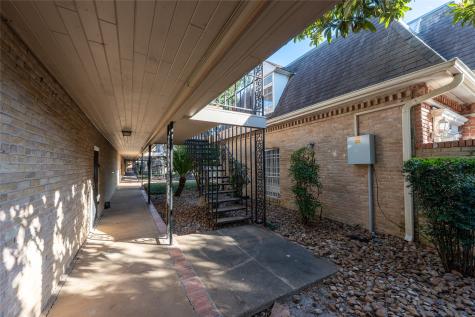 2601 Marilee Lane 2 Houston TX 77057