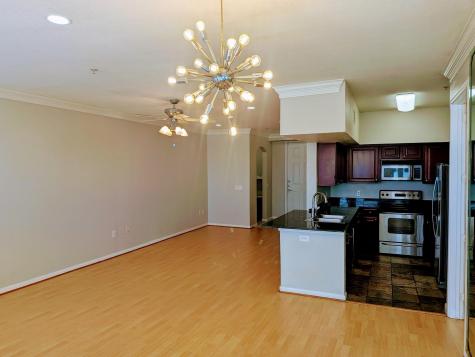 7575 Kirby Drive 2416 Houston TX 77030
