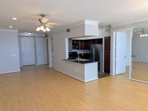 7575 Kirby Drive 2416 Houston TX 77030