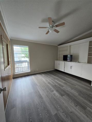 9550 Deering Drive 408 Houston TX 77036
