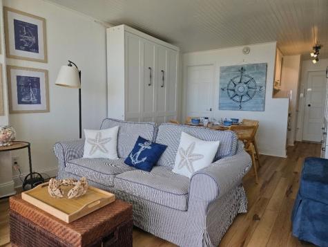 415 E Beach Drive 804 Galveston TX 77550