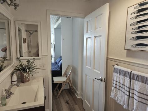 415 E Beach Drive 804 Galveston TX 77550