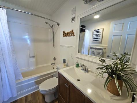 415 E Beach Drive 804 Galveston TX 77550