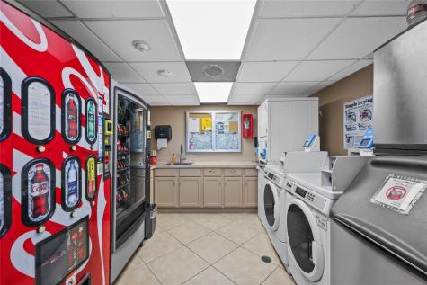 415 E Beach Drive 804 Galveston TX 77550