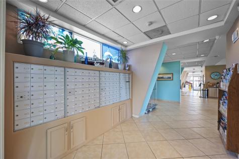 415 E Beach Drive 804 Galveston TX 77550