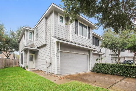 335 Capella Oaks Lane Dickinson TX 77539