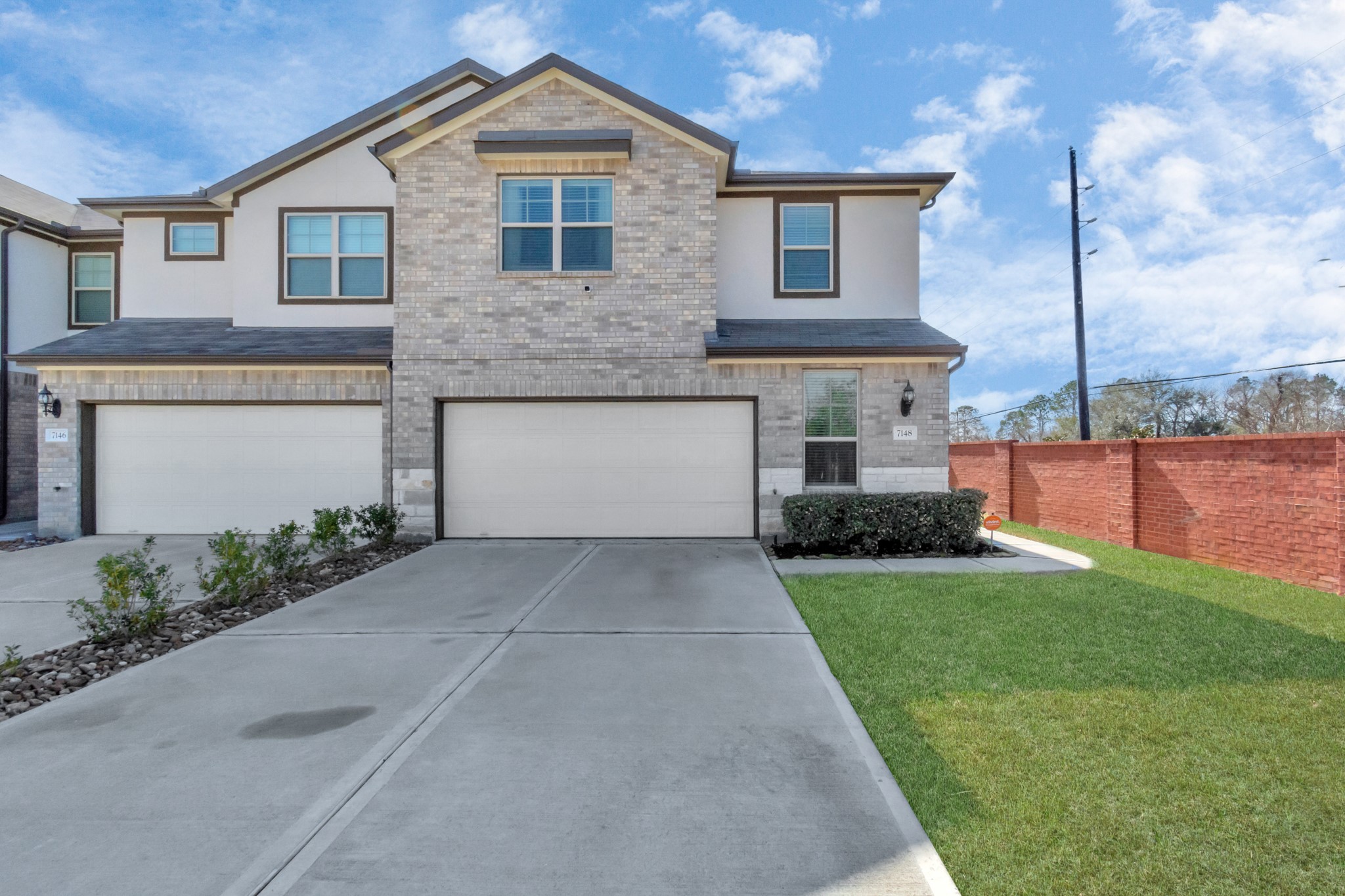 7148 Fannin Street Pearland TX 77584
