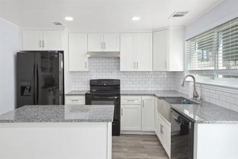 3776 Laura Leigh Drive Friendswood TX 77546