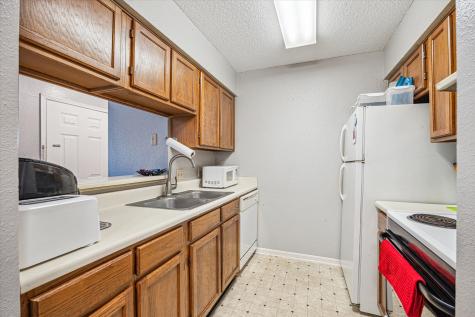 2120 El Paseo Street 2422 Houston TX 77054