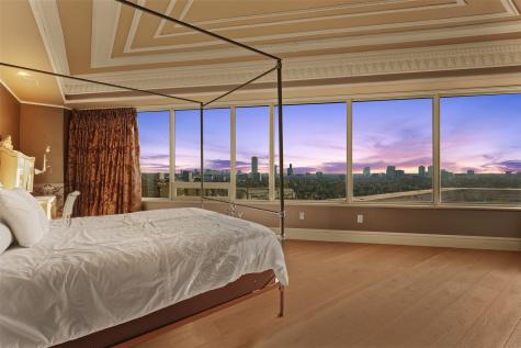 101 Westcott Street 2001 Houston TX 77007