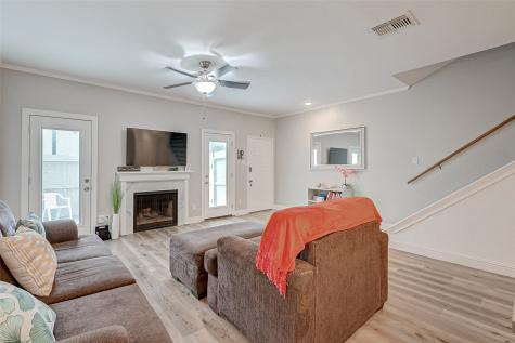 8077 El Mundo Street 8077 Houston TX 77054