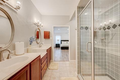 8077 El Mundo Street 8077 Houston TX 77054