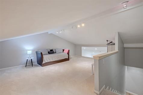 8077 El Mundo Street 8077 Houston TX 77054