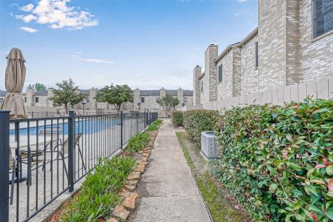 8077 El Mundo Street 8077 Houston TX 77054