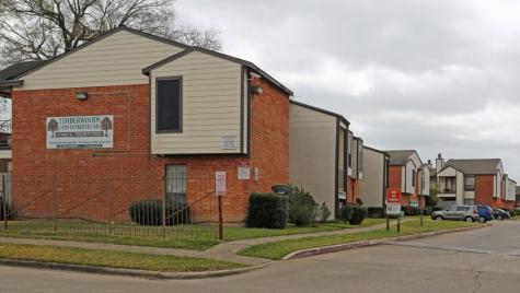 13480 S Thorntree Drive 910 Houston TX 77015