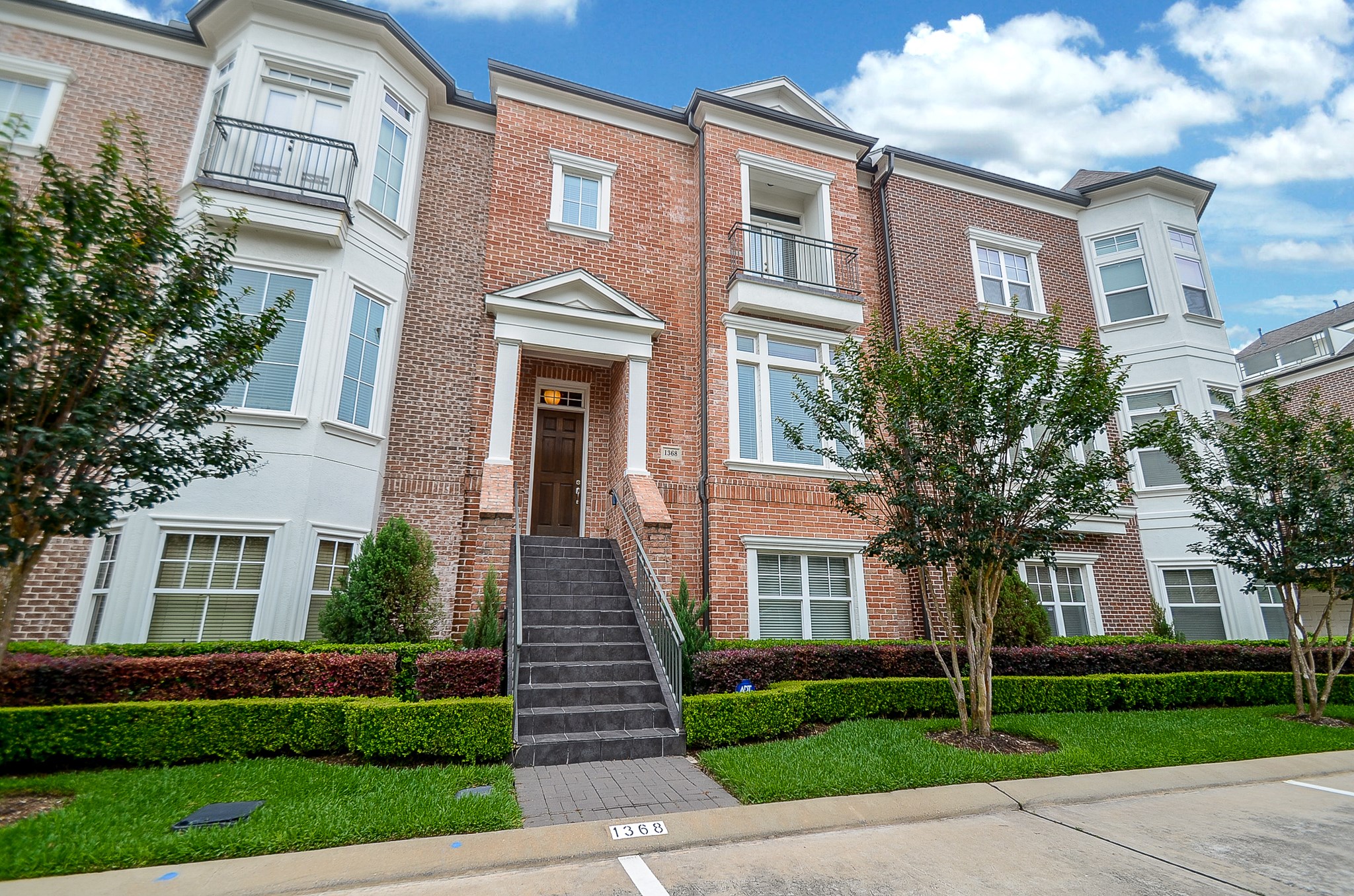 1368 Lake Pointe Parkway Sugar Land TX 77478